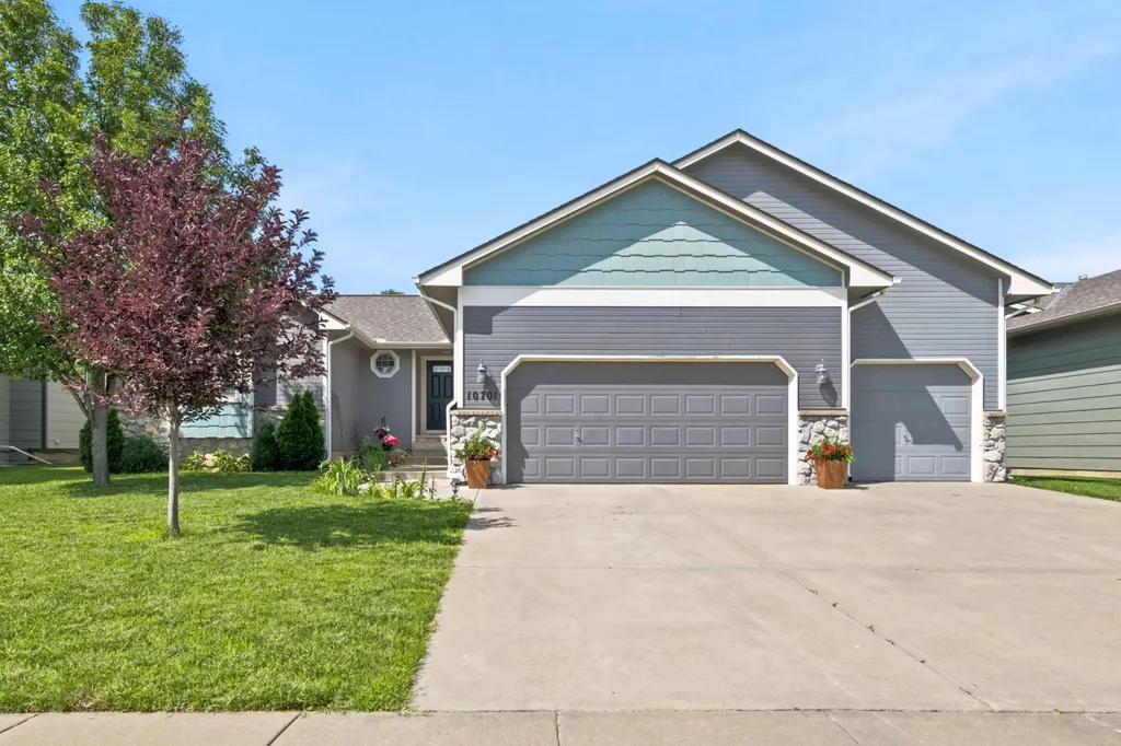 10701 W Dallas Wichita KS 67215