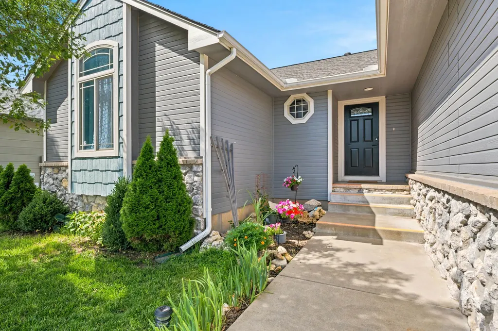 10701 W Dallas Wichita KS 67215