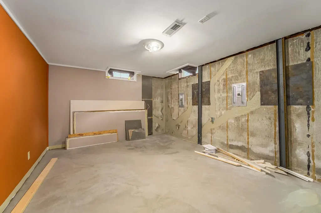 6334 N Scottsville Street Park City KS 67219-1710
