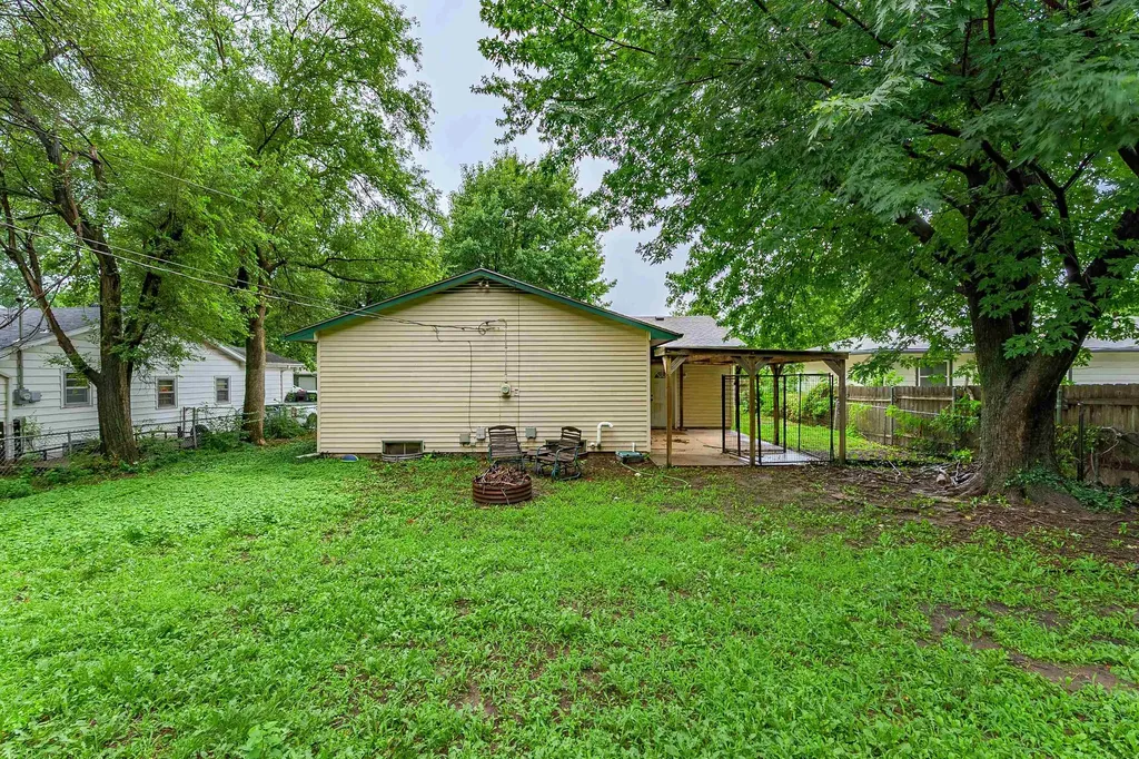 6334 N Scottsville Street Park City KS 67219-1710