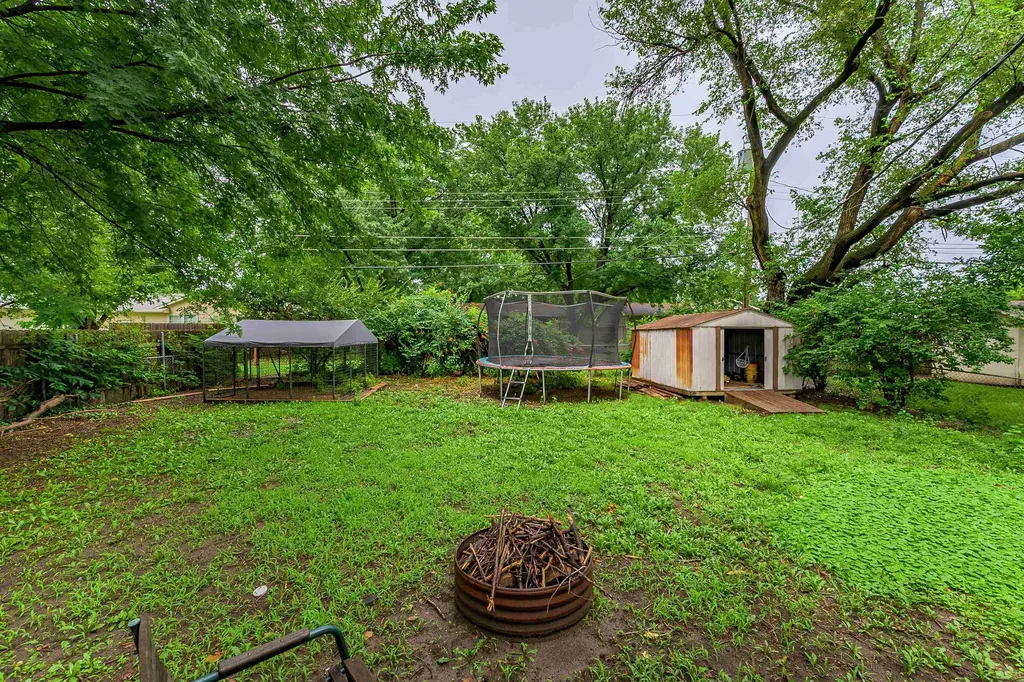 6334 N Scottsville Street Park City KS 67219-1710
