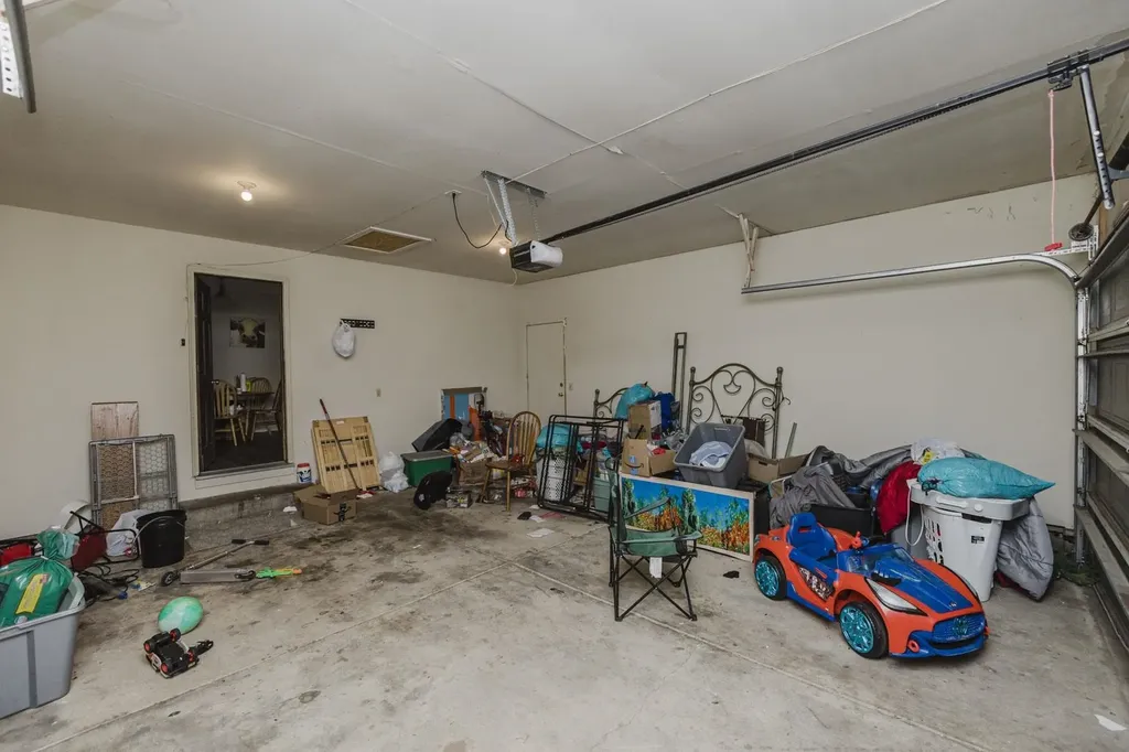 3159 S Bunker Hill Wichita KS 67210