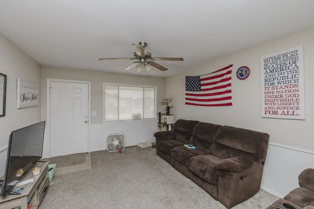 3159 S Bunker Hill Wichita KS 67210