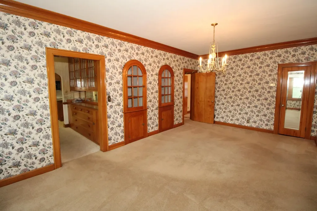 823 W Pine Avenue El Dorado KS 67042