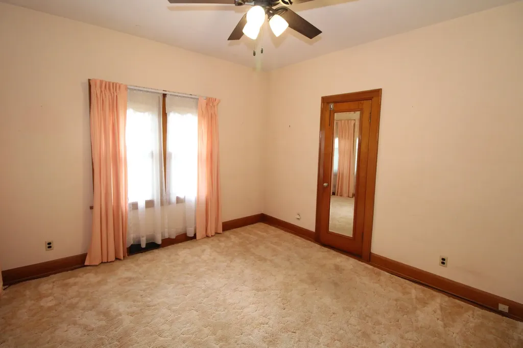 823 W Pine Avenue El Dorado KS 67042