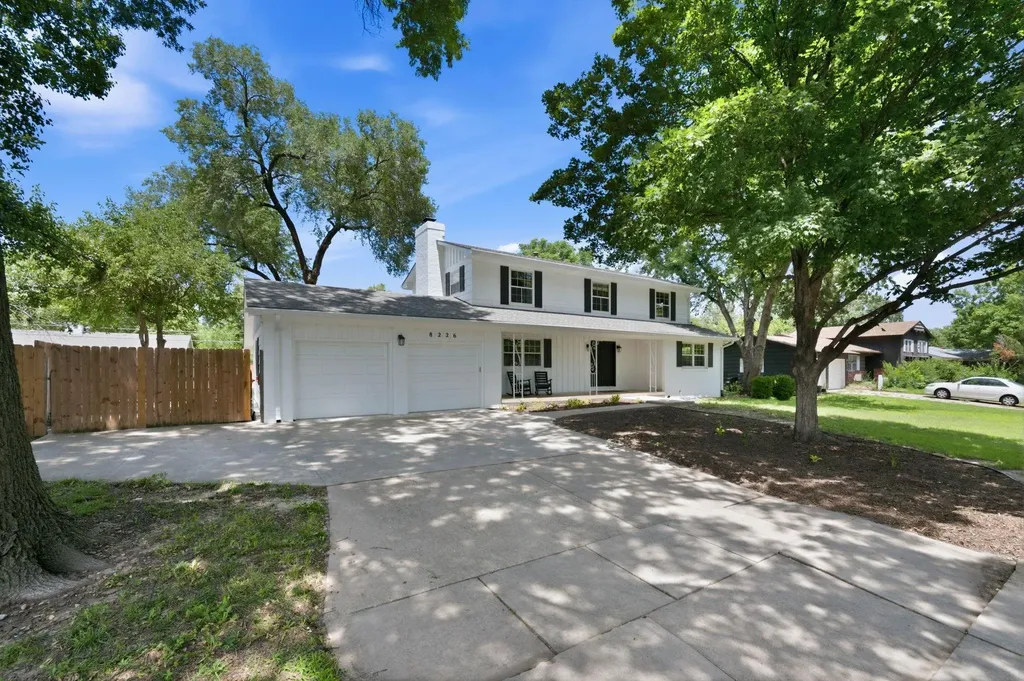 8226 E Peach Tree Lane Wichita KS 67207