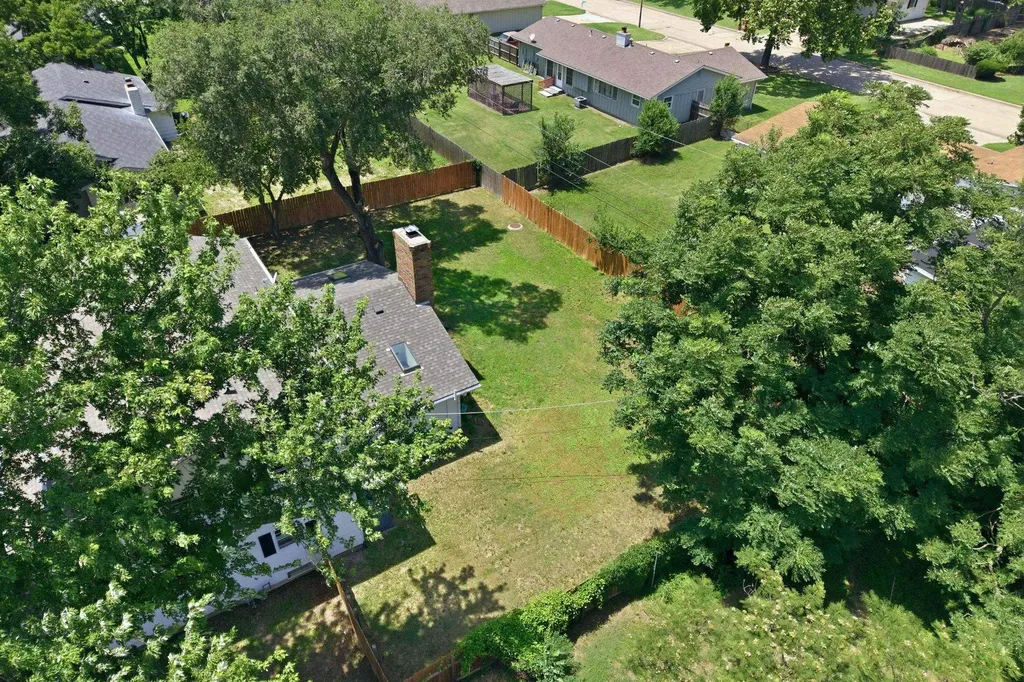 8226 E Peach Tree Lane Wichita KS 67207