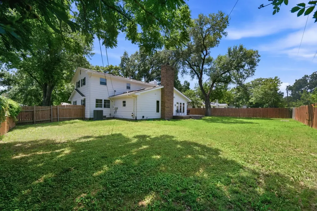 8226 E Peach Tree Lane Wichita KS 67207