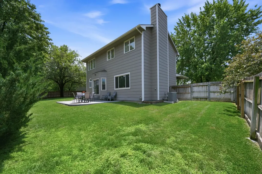 224 N Pinecrest Court Andover KS 67002