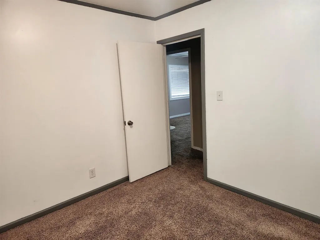 306 N Washington Street Belle Plaine KS 67013