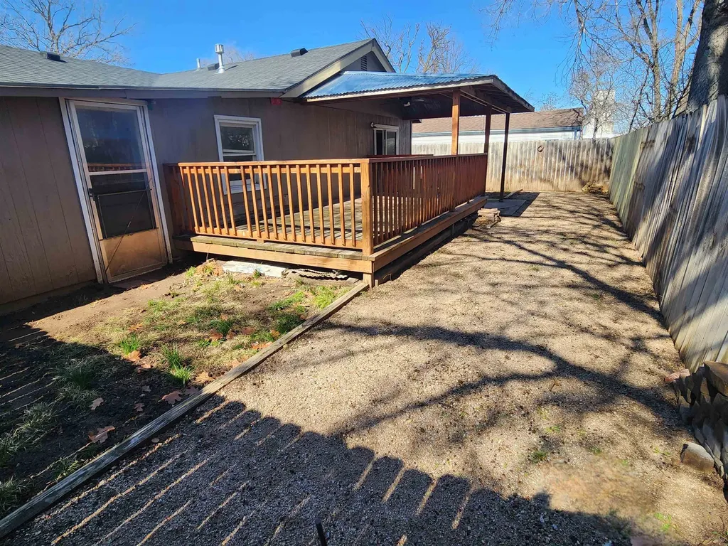 306 N Washington Street Belle Plaine KS 67013