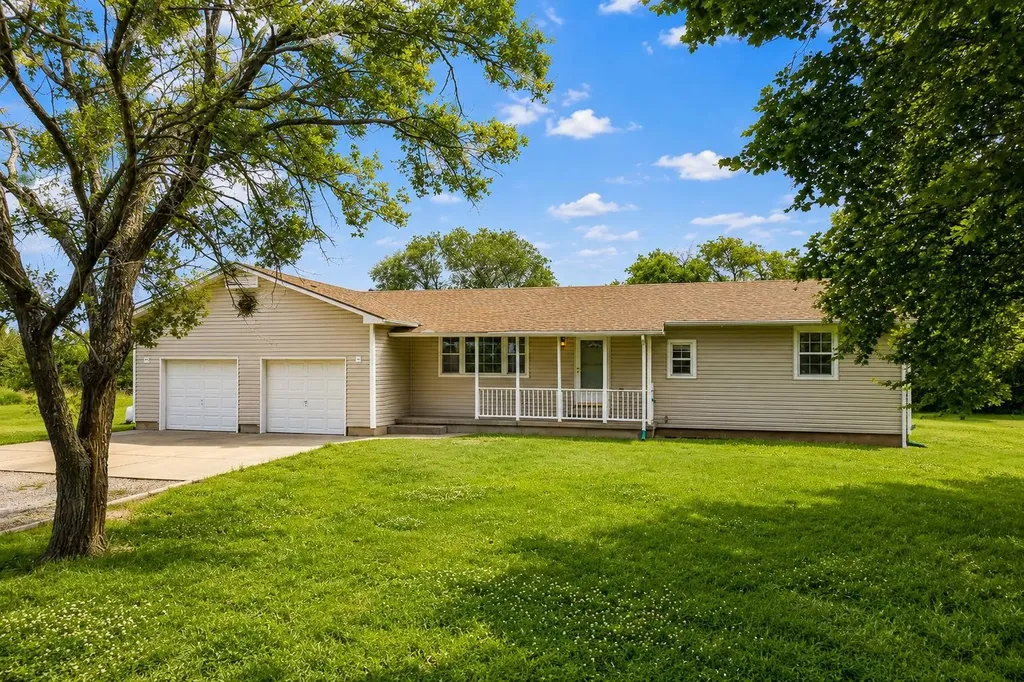 12596 SW 91st Street Andover KS 67002