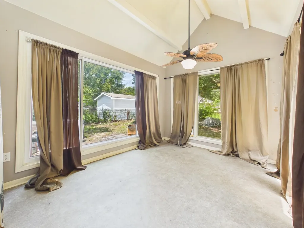 4844 E Morris Street Wichita KS 67218
