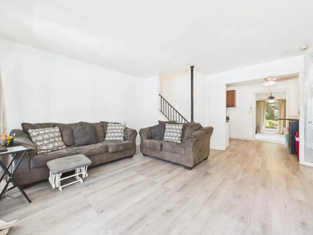 4844 E Morris Street Wichita KS 67218