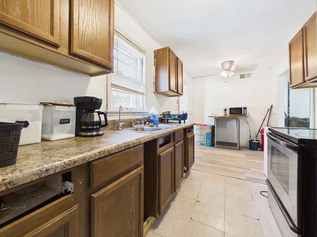 4844 E Morris Street Wichita KS 67218