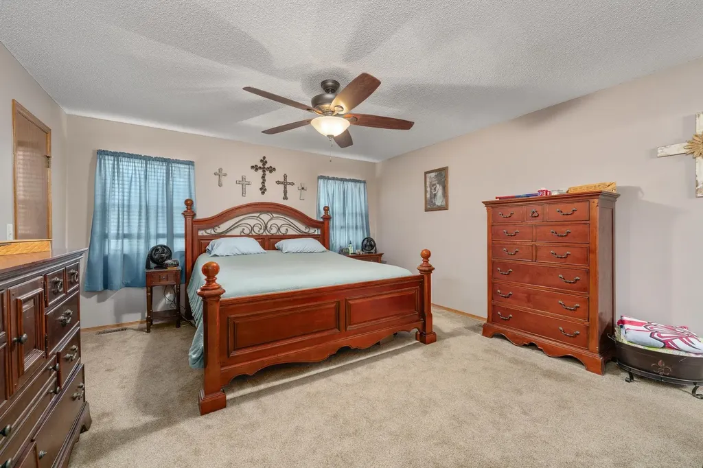 5350 S Midland Circle Wichita KS 67217