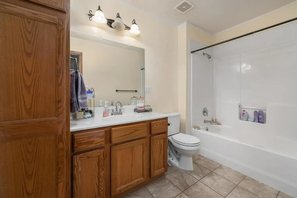 5350 S Midland Circle Wichita KS 67217