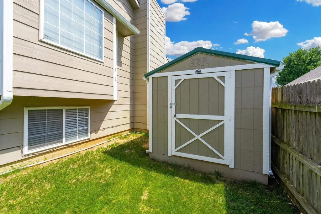 5350 S Midland Circle Wichita KS 67217