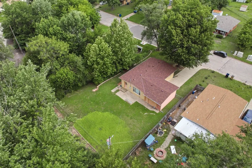 6039 N East Park View Park City KS 67219