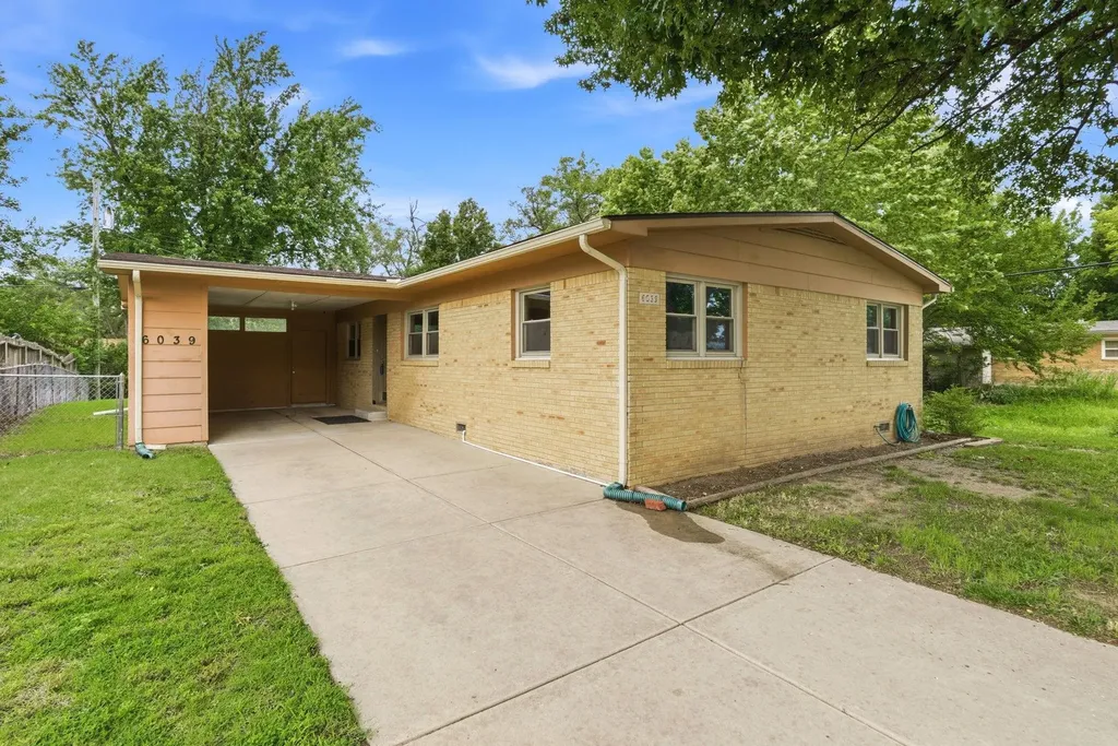 6039 N East Park View Park City KS 67219