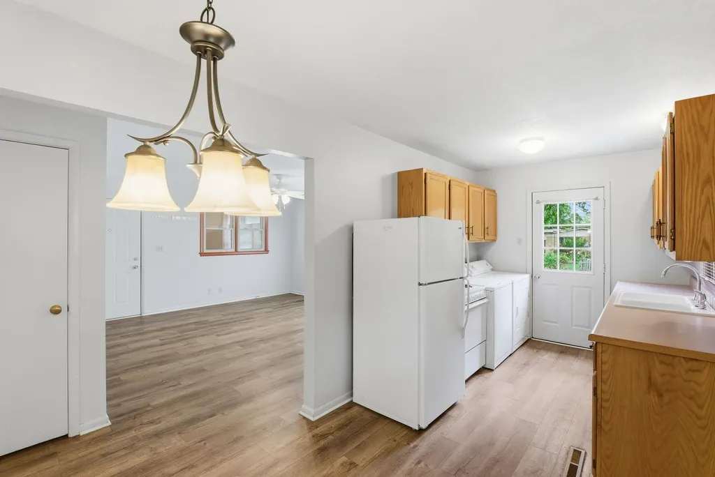 6039 N East Park View Park City KS 67219