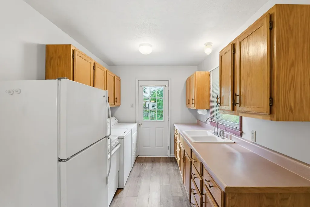 6039 N East Park View Park City KS 67219