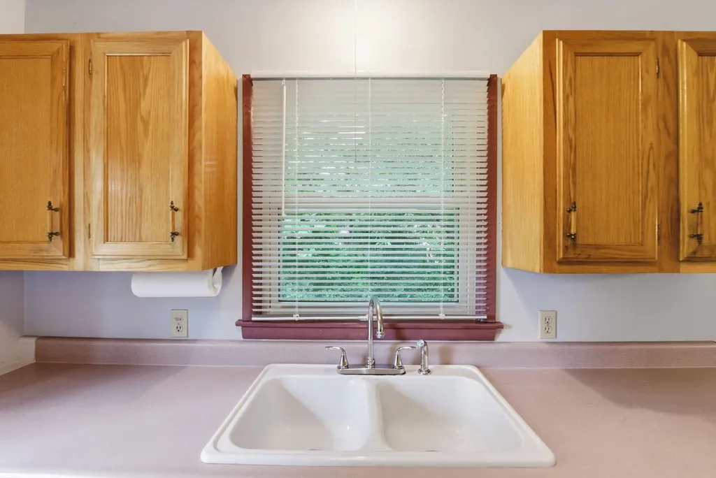 6039 N East Park View Park City KS 67219
