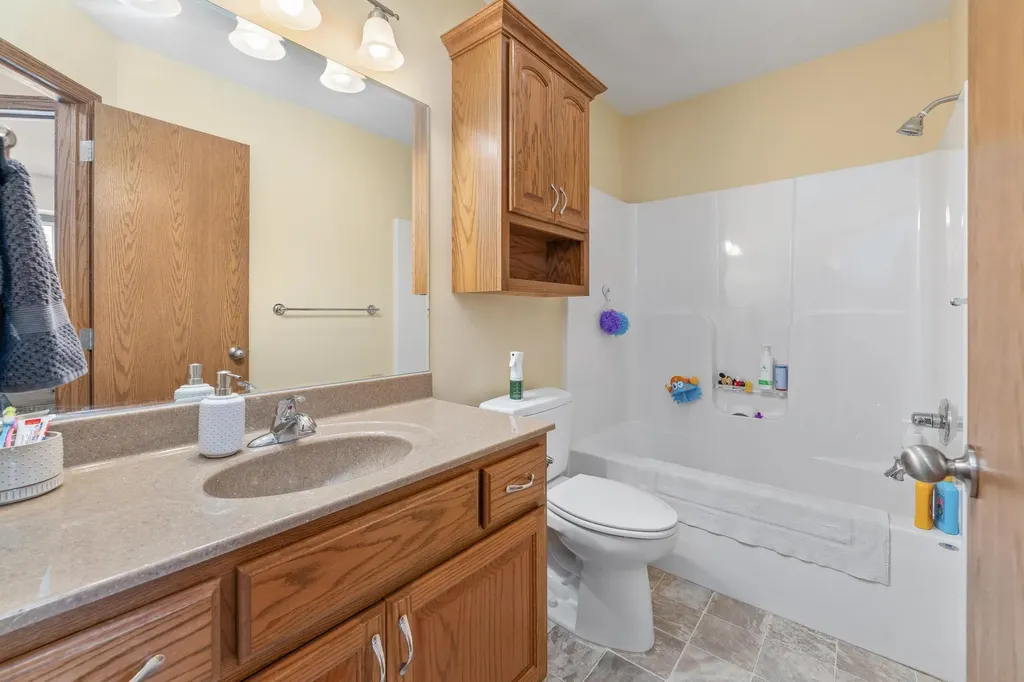 303 E Evergreen Court Cheney KS 67025