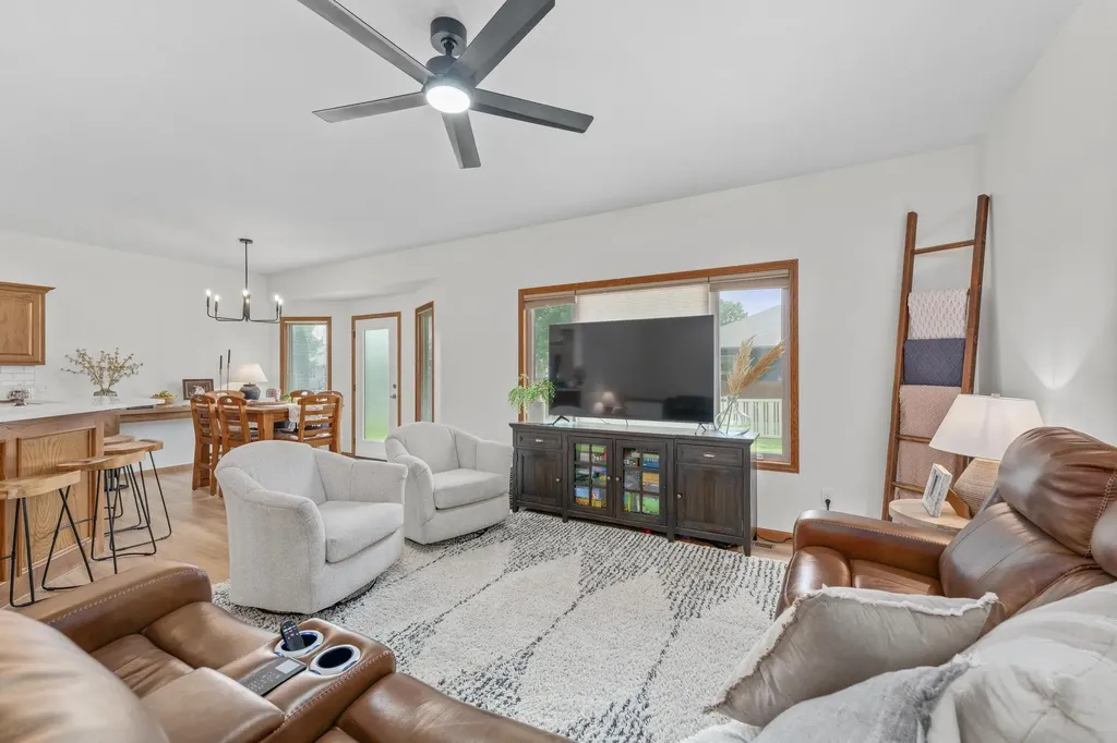 303 E Evergreen Court Cheney KS 67025