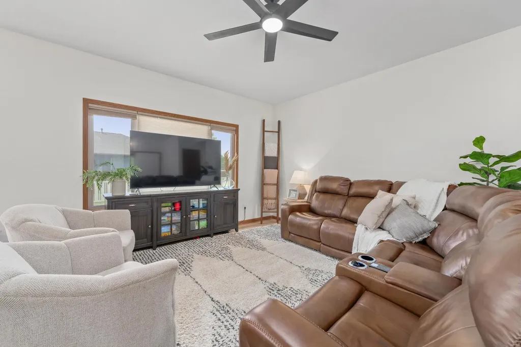 303 E Evergreen Court Cheney KS 67025