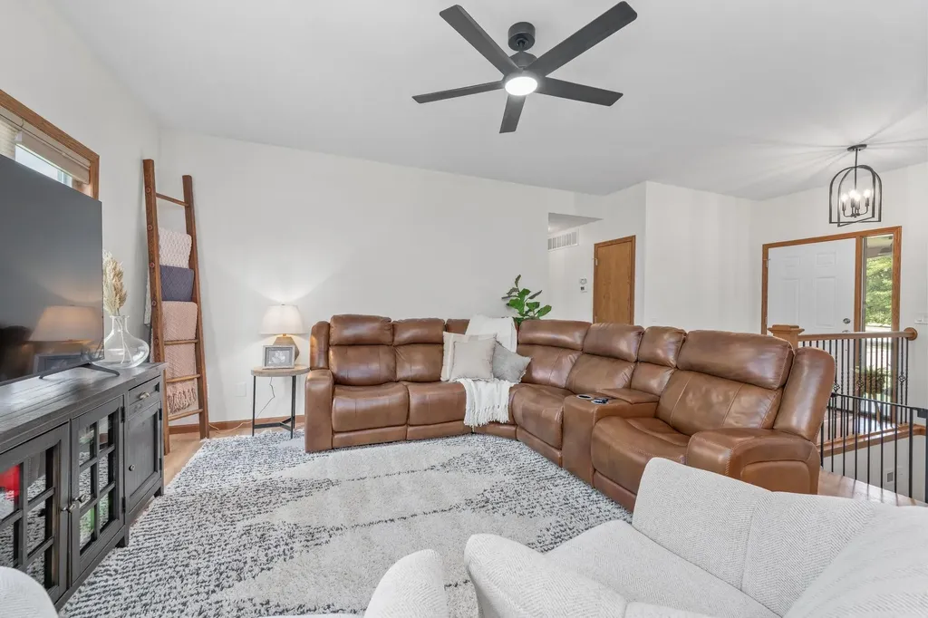 303 E Evergreen Court Cheney KS 67025