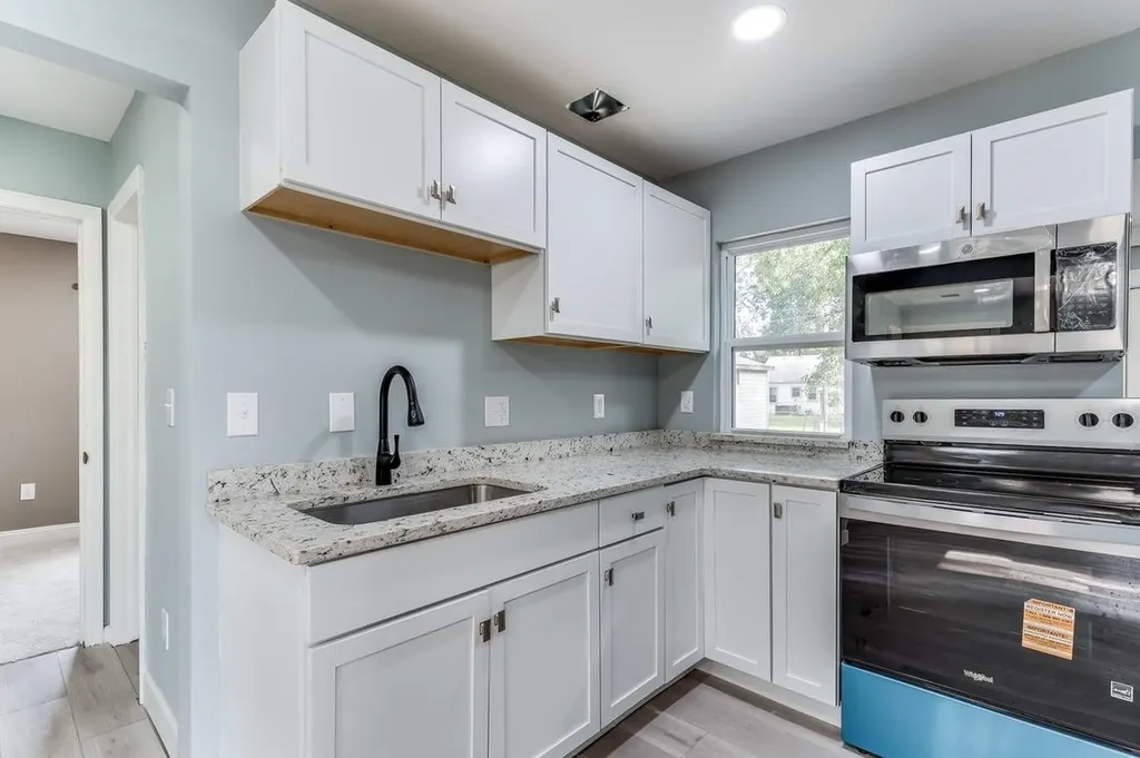 1917 E 24th Street N Wichita KS 67219