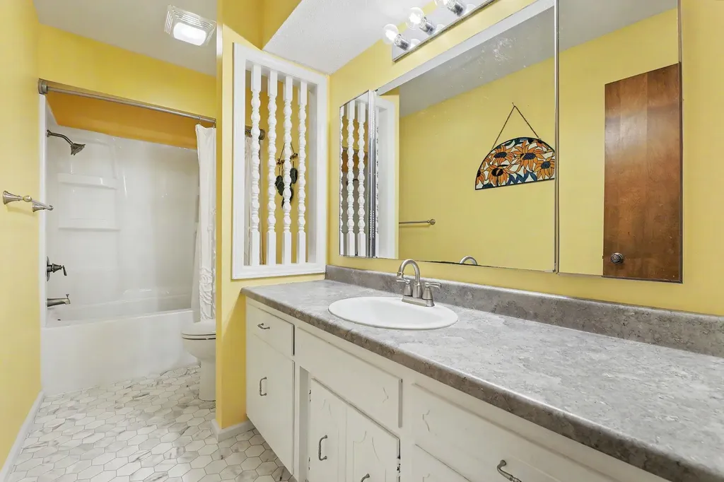 3225 Southwood Court Newton KS 67114
