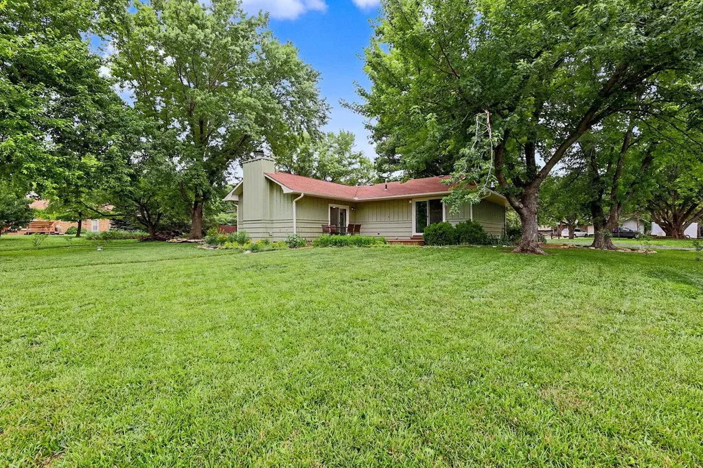 3225 Southwood Court Newton KS 67114