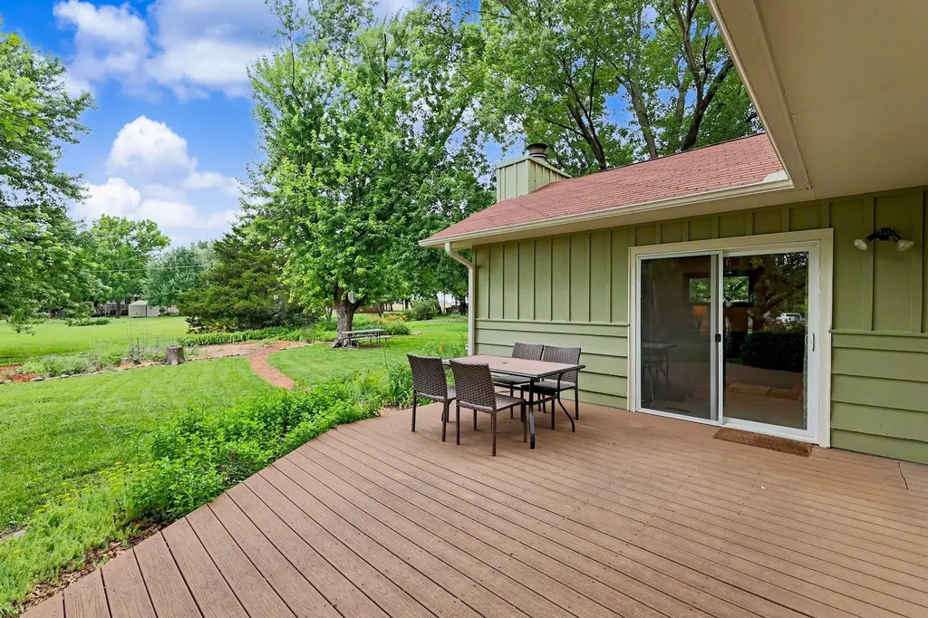3225 Southwood Court Newton KS 67114