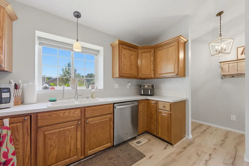 1141 S Longford Wichita KS 67207