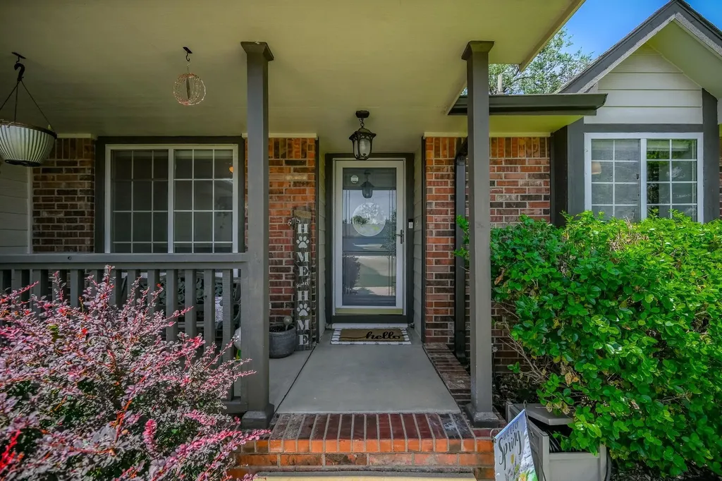 1141 S Longford Wichita KS 67207