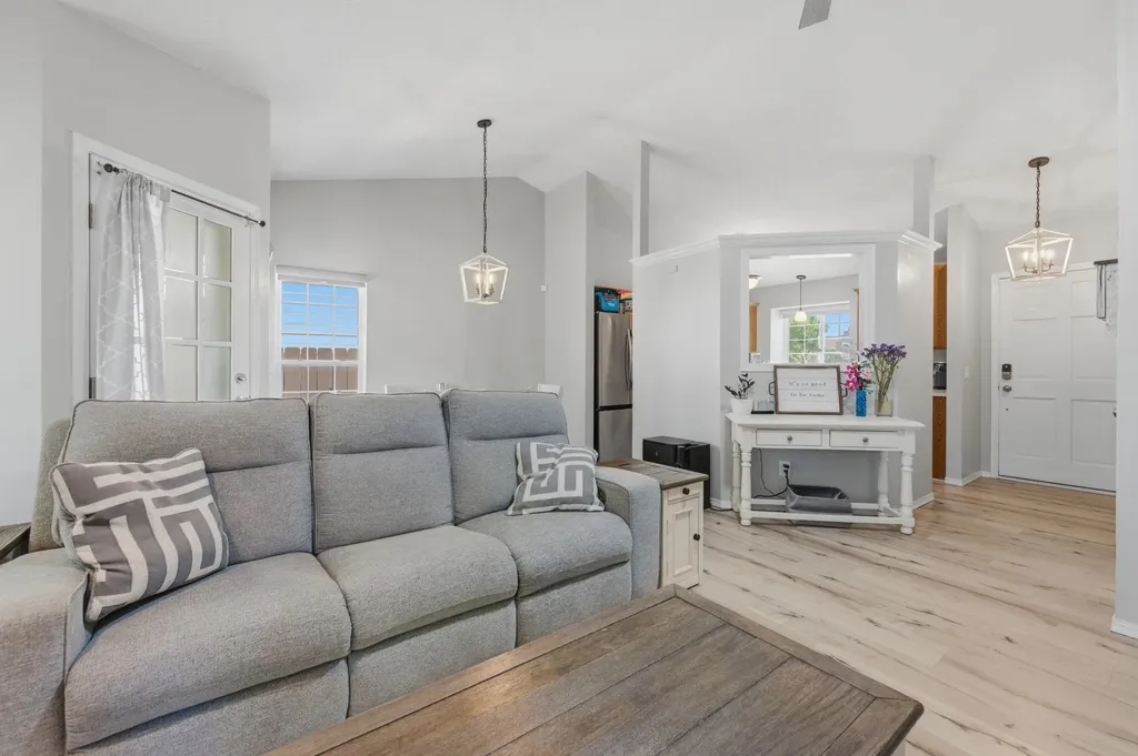 1141 S Longford Wichita KS 67207