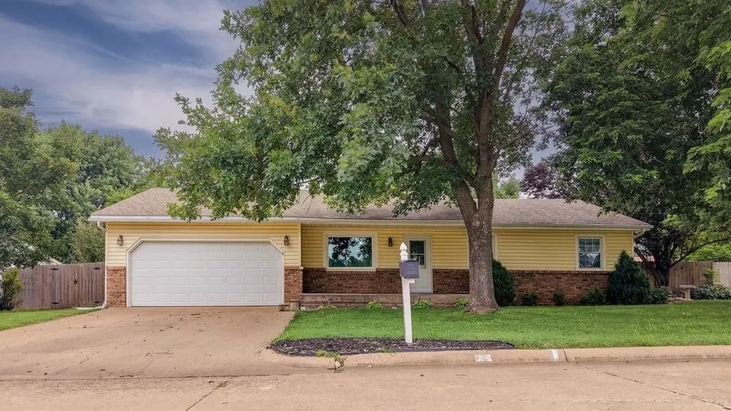 9 Deveron Winfield KS 67156