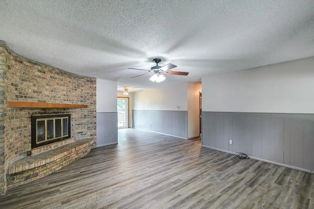 9 Deveron Winfield KS 67156