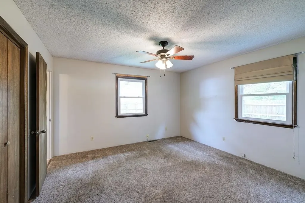 9 Deveron Winfield KS 67156