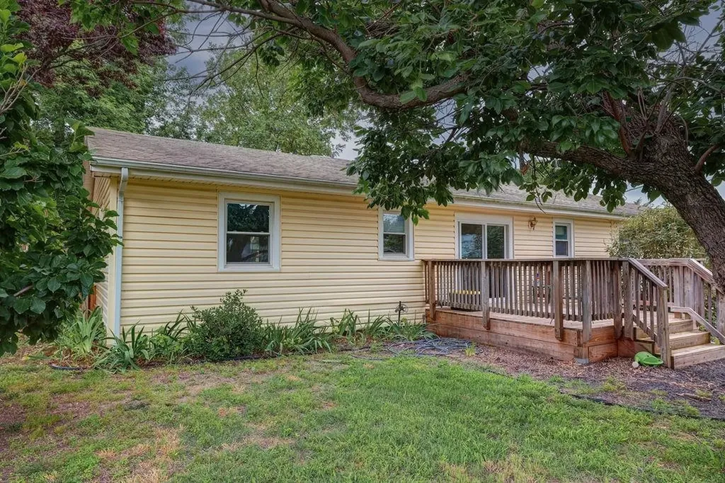 9 Deveron Winfield KS 67156