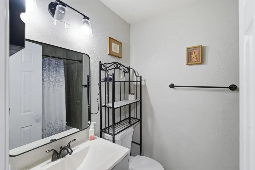 5726 S Vandale Avenue Wichita KS 67217
