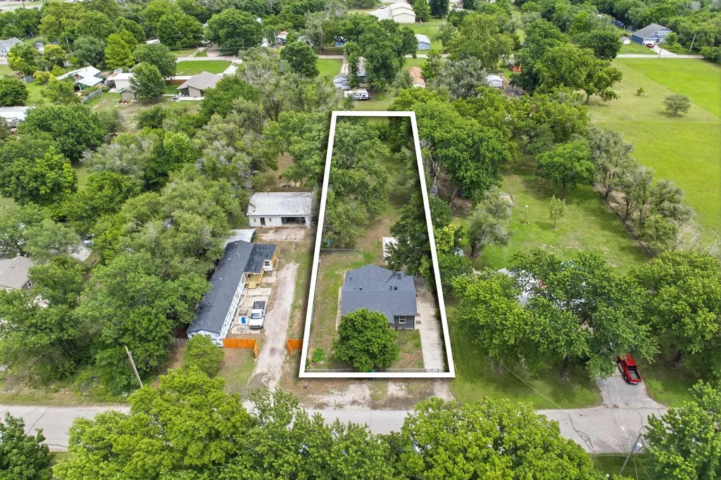 5726 S Vandale Avenue Wichita KS 67217