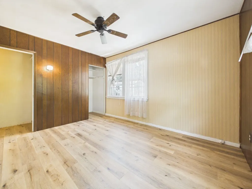 1040 S Pershing Wichita KS 67218
