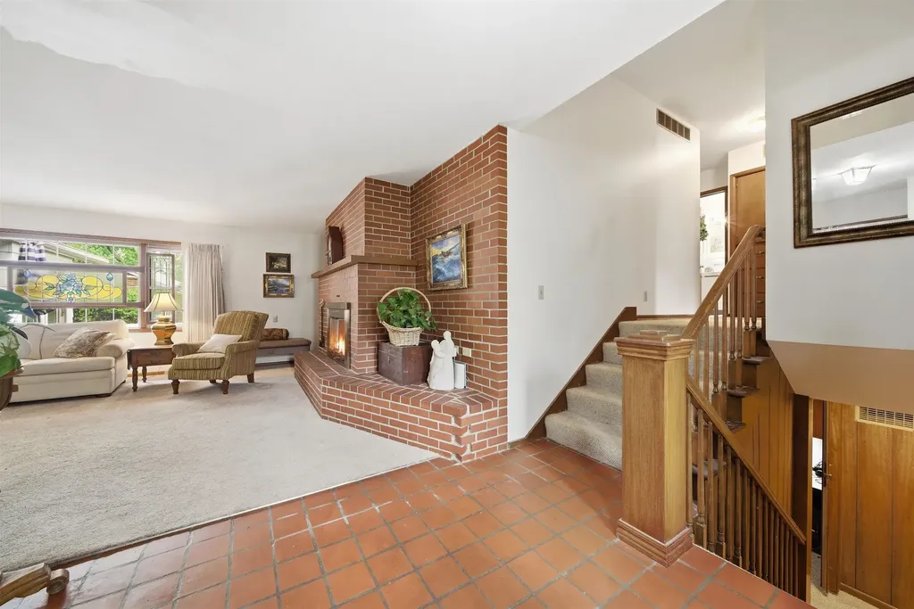 608 W 8th Newton KS 67114