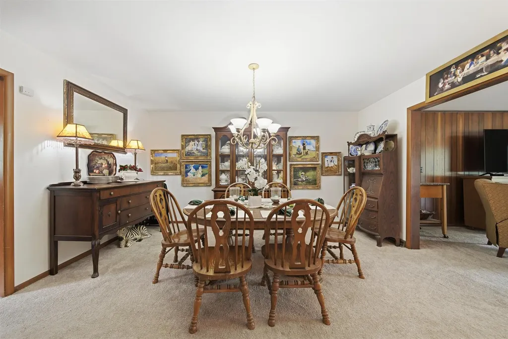 608 W 8th Newton KS 67114