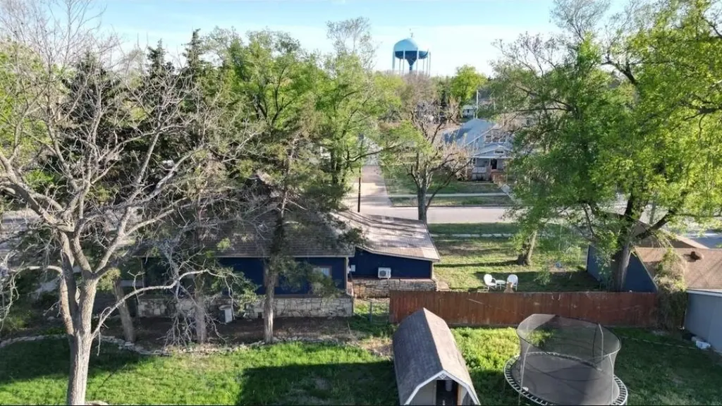 327 Houston Street Winfield KS 67156