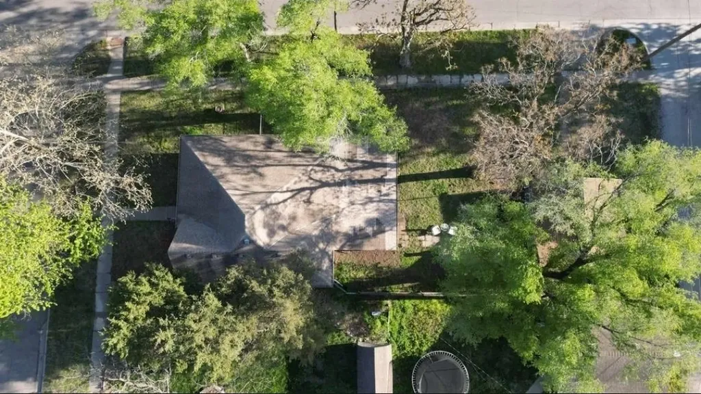 327 Houston Street Winfield KS 67156