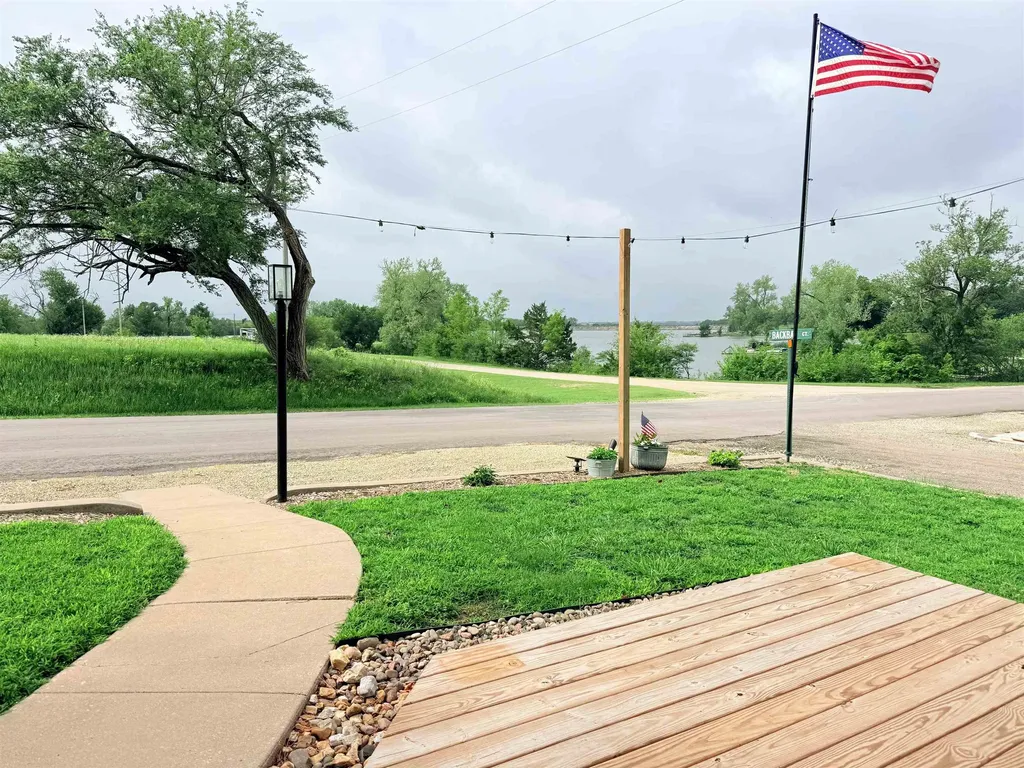20 Lakeshore Drive Marion KS 66861